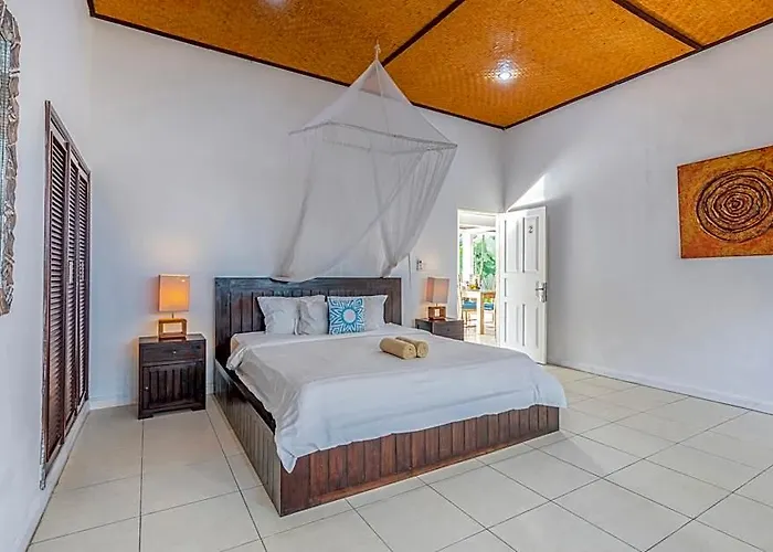 Hotel Av Jasmin 5*